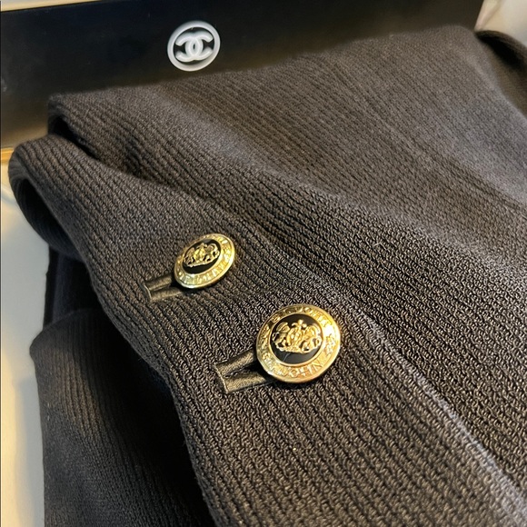 St. John Elegant Black Blazer with Gold Buttons - Picture 11 of 11